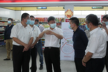 省廳領導“十一”檢查1(滕艷君)_副本.jpg 省廳領導“十一”檢查1(滕艷君)_副本.jpg